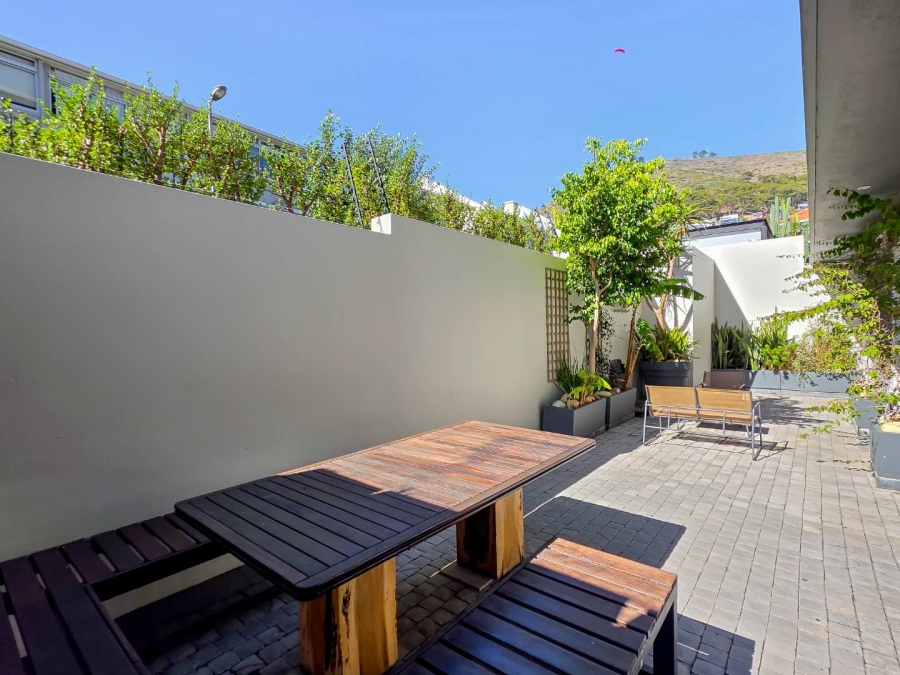 2 Bedroom Property for Sale in Green Point Western Cape